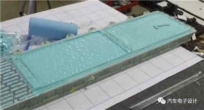 蒙羅聯(lián)合公司拆解Model 3 大功率充電機充電蓄電池