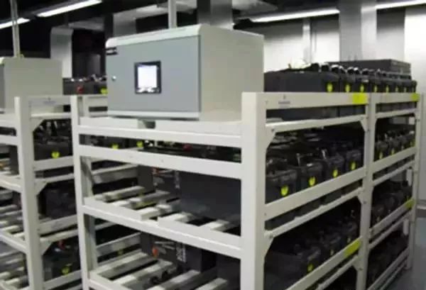 充電機充電蓄電池基本功能與在線監測 充電機充電蓄電池基本功能與在線監測