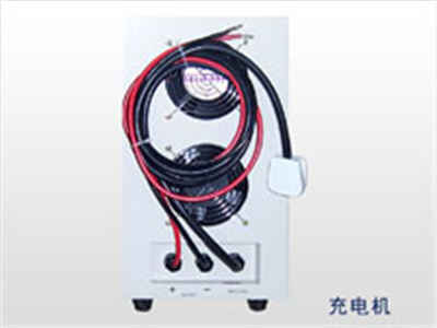 對充電機充電蓄電池巡視檢查的內容有哪些？維護充電機充電鉛酸蓄電池應注意哪些安全事項？